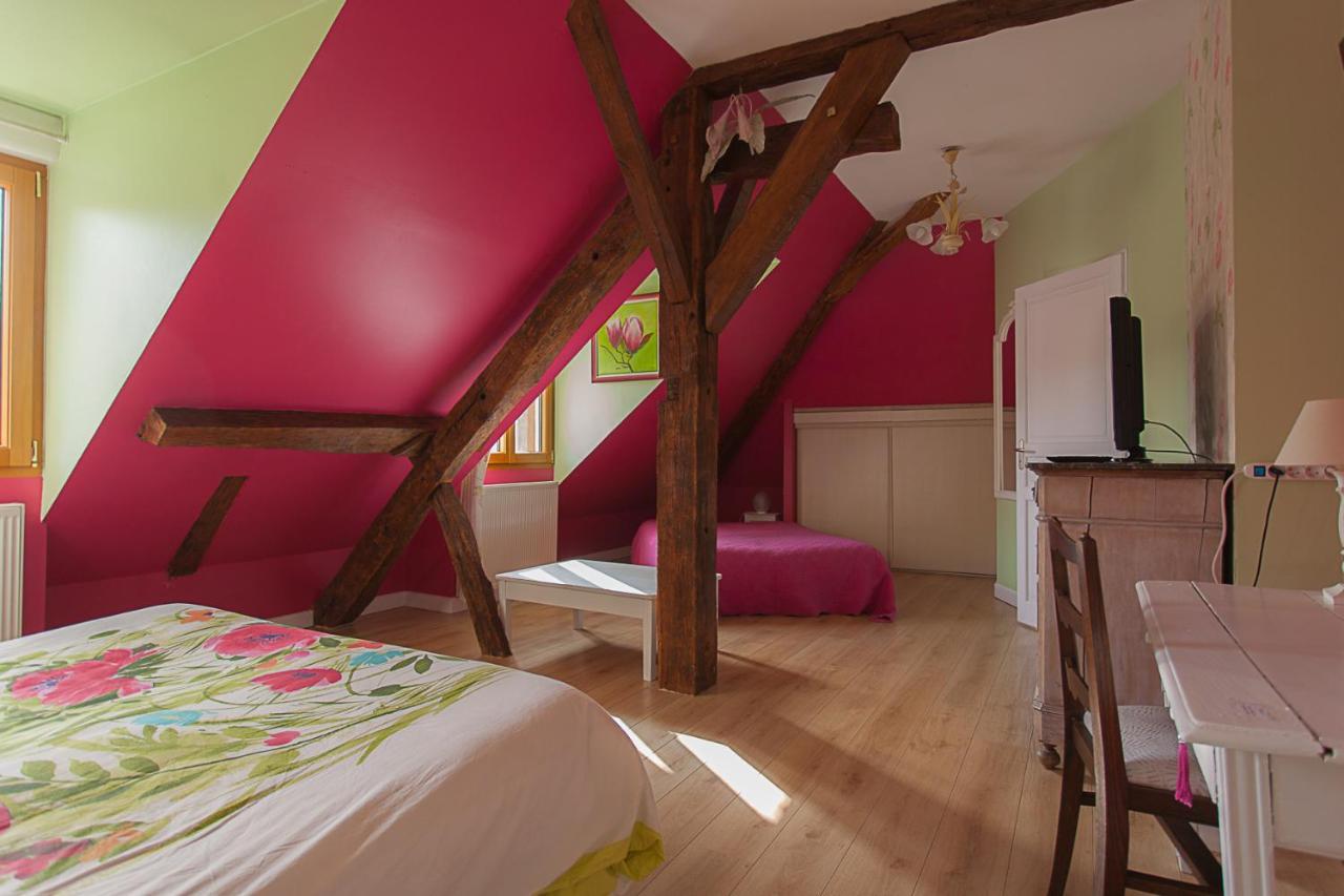 Chambres D'Hotes Les Charmettes Rang Екстер'єр фото